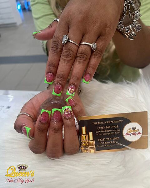 Queen's Nails & Day Spa 3, Ocean Springs