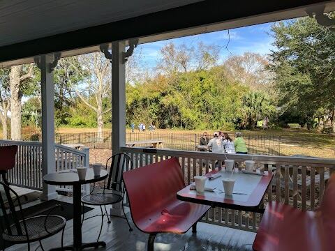 Buzzy's Breakfast Downtown, Ocean Springs