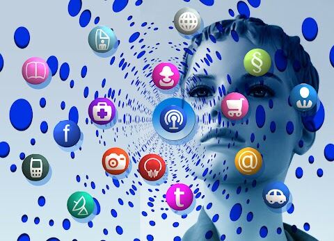 Social Media Mania, Ocean Springs