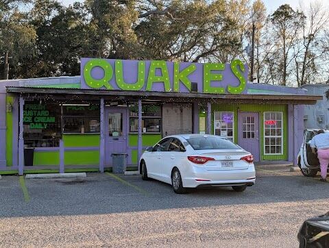 Quakes Ice Creamery, Ocean Springs